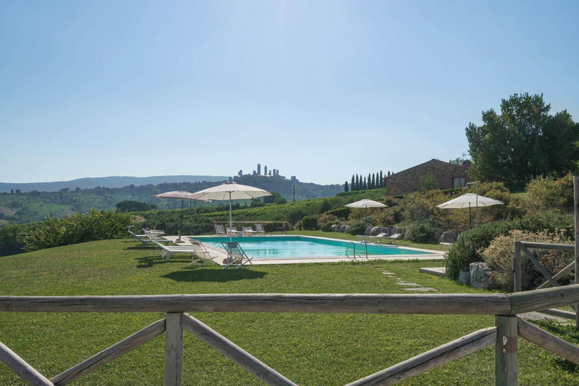 Appartamento Charming House - Parking Included San Gimignano Esterno foto